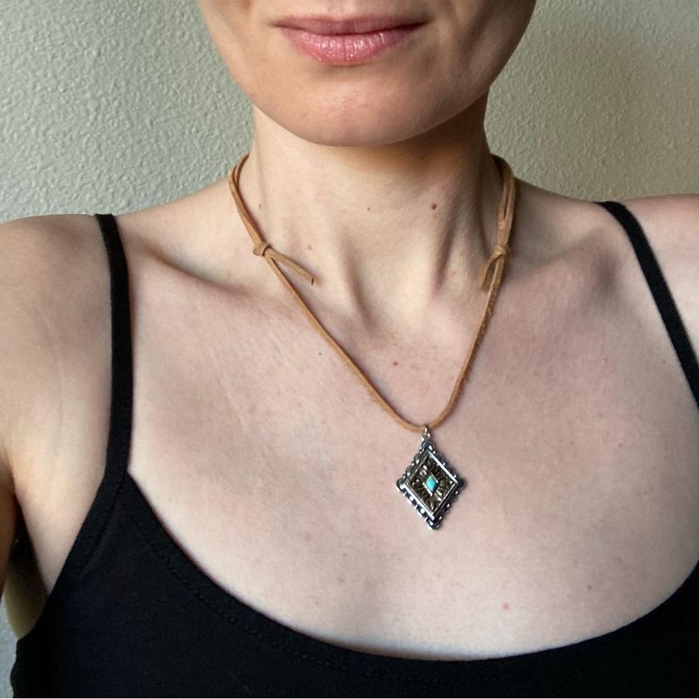 Western Boho Imitation Turquoise Pendant Necklace on Tan Suede Cord - Picture 6 of 8